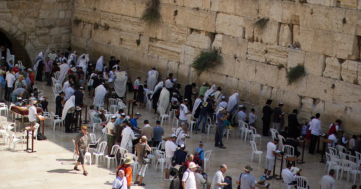 Bức tường phía Tây, phần còn sót lại của Đền Thờ